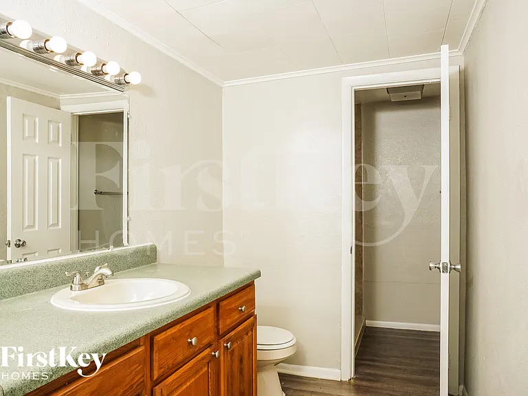 3567 Harbor Blvd — Photo 12