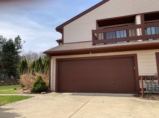 663 Allison Dr, Cleveland, OH 44143