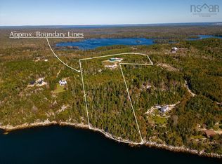 38 Deer Ln, Chester, NS B0J 1T0