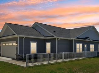 The Village at Hinckley Oaks, Hinckley, OH 44233