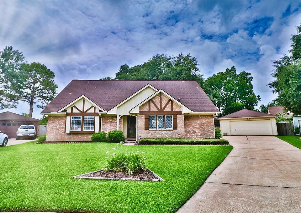 1st image of 10502 Sagemeadow Ct