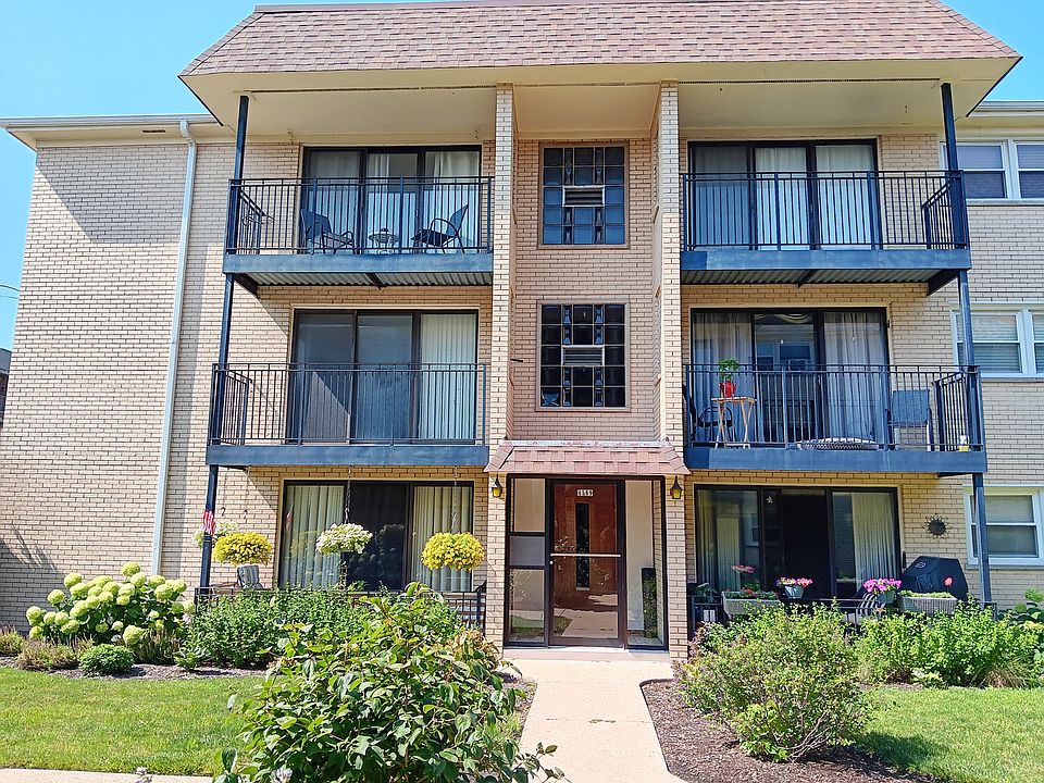 1st image of 6569 N Harlem Ave APT 2W