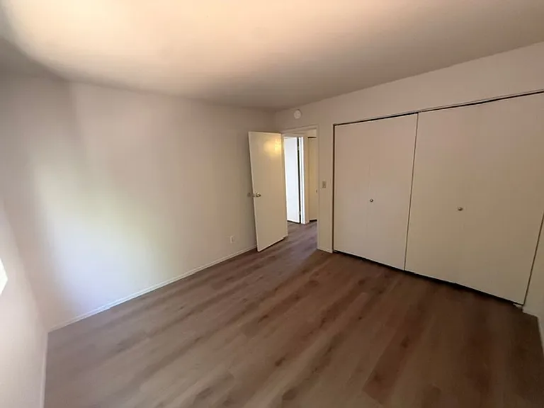1835 Robin Ln — Photo 9