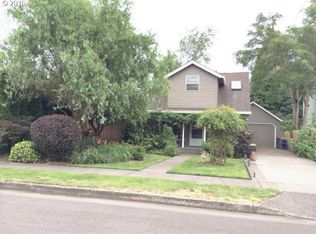 235 W Clarendon St, Gladstone, OR