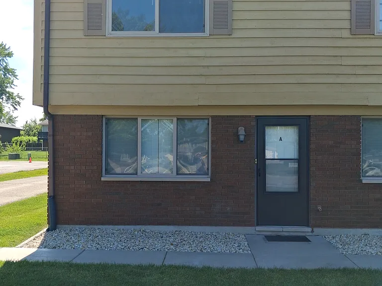 7600 Whitcomb St #A — Photo 1