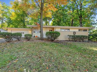 2602 Hillcrest Ave, Flint, MI 48507