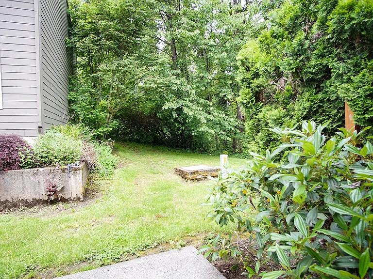 3595 Cedaroak Dr #20 — Photo 19