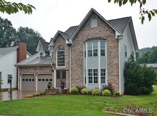 16 Park Ave, Asheville, NC 28803