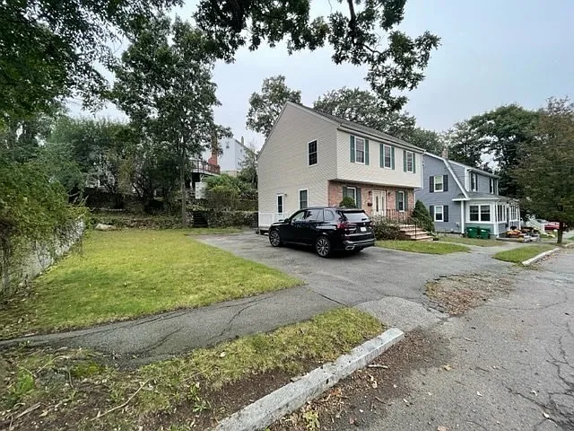 72 Cedar Rd N — Photo 18