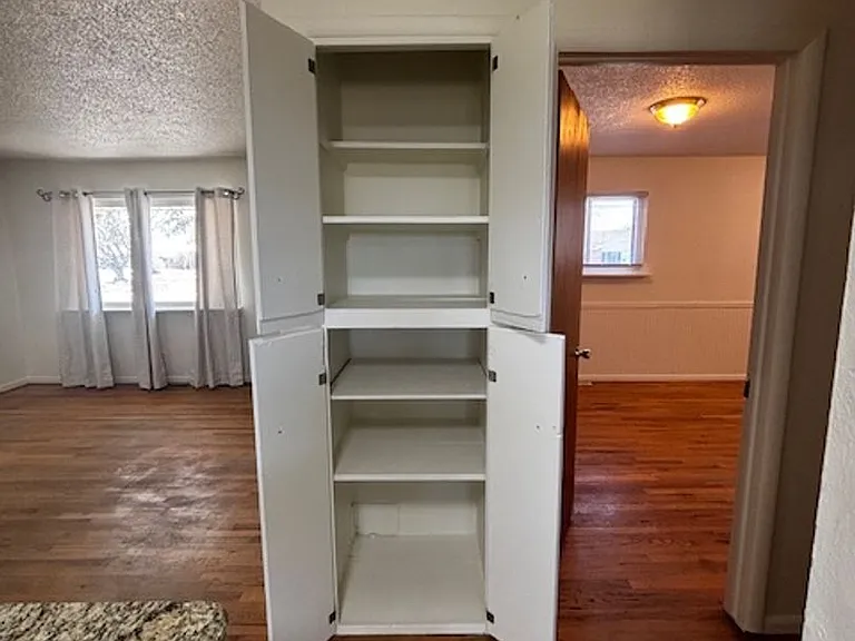 147 Lummis Ct — Photo 6