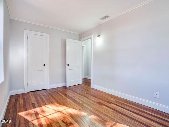 5th image of 1724 Alabama Ave