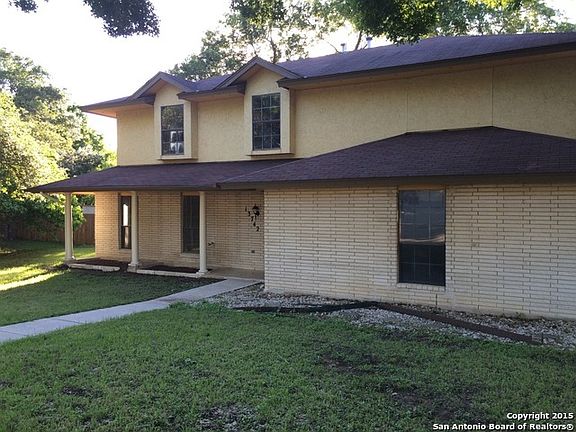 3rd image of 13742 Bell Dr