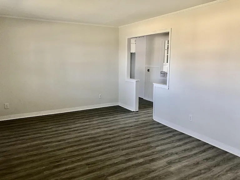 660 Fairground St — Photo 3