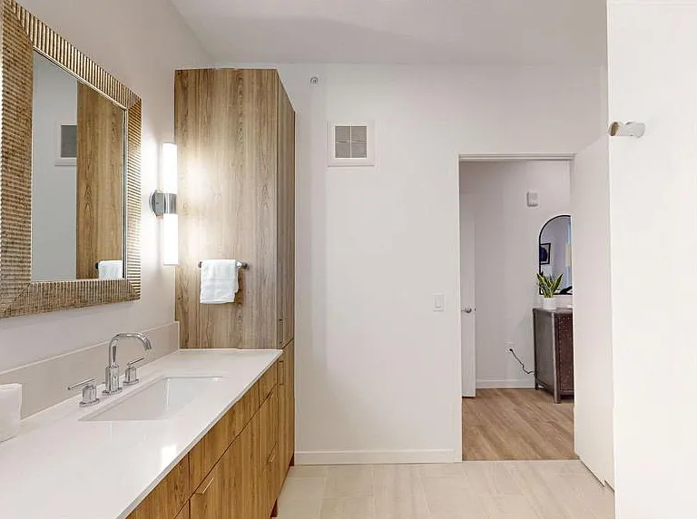 9 West Dr — Photo 34
