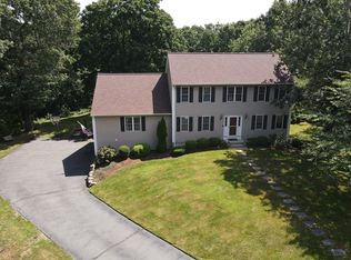 7 Alex Ln, Foxboro, MA 02035