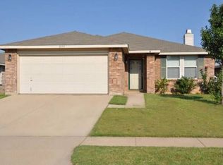 5173 Gold Basin Rd, Fort Worth, TX 76179