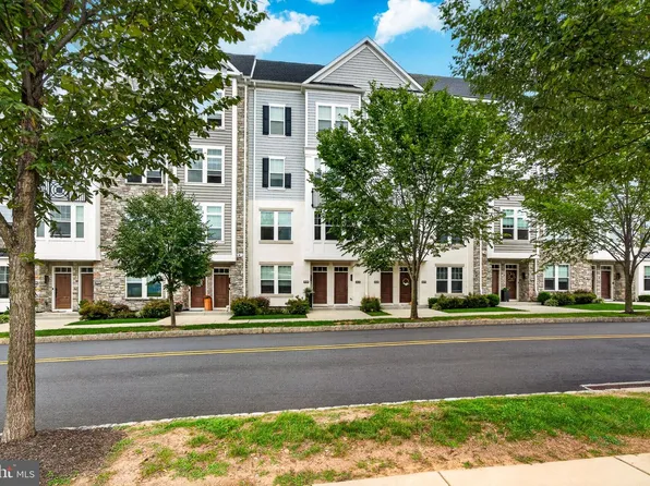 234 Charles Ellis Dr, Newtown Square, PA 19073