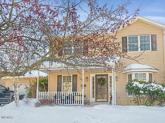 2nd image of 1015 Clifton Dr