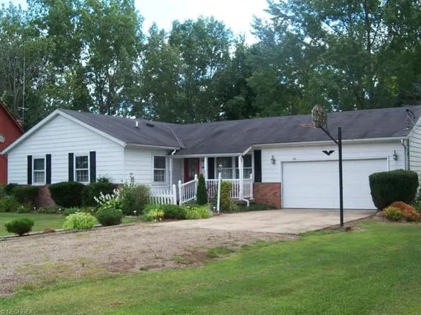 36635 Giles Rd, Grafton, OH 44044