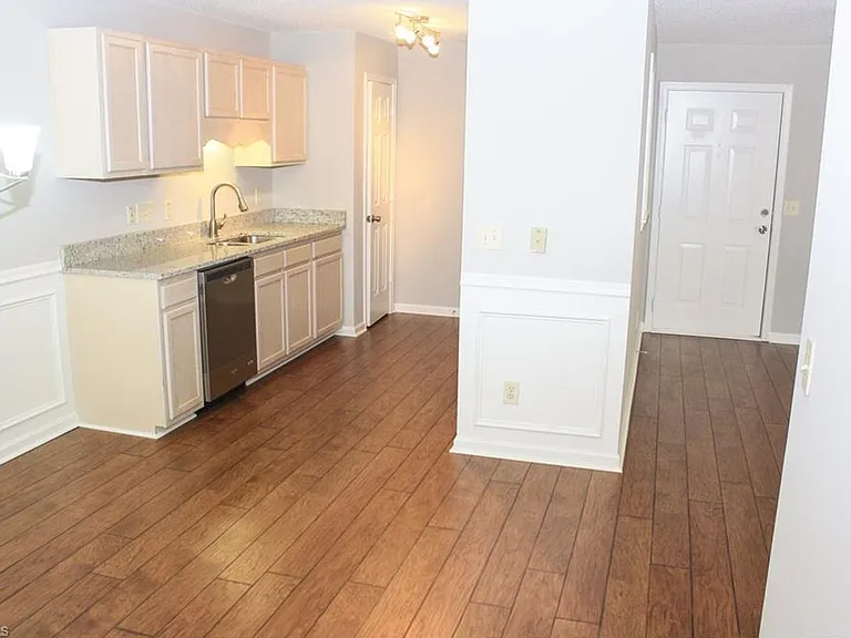 2620 Guyer St #2C — Photo 3