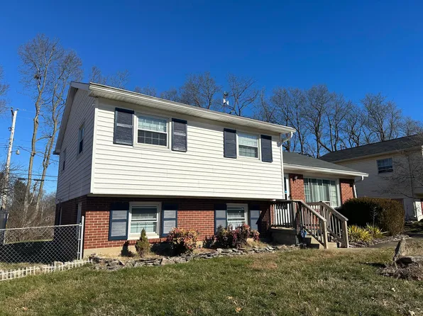 873 Honeysuckle Rd, Lexington, KY 40504