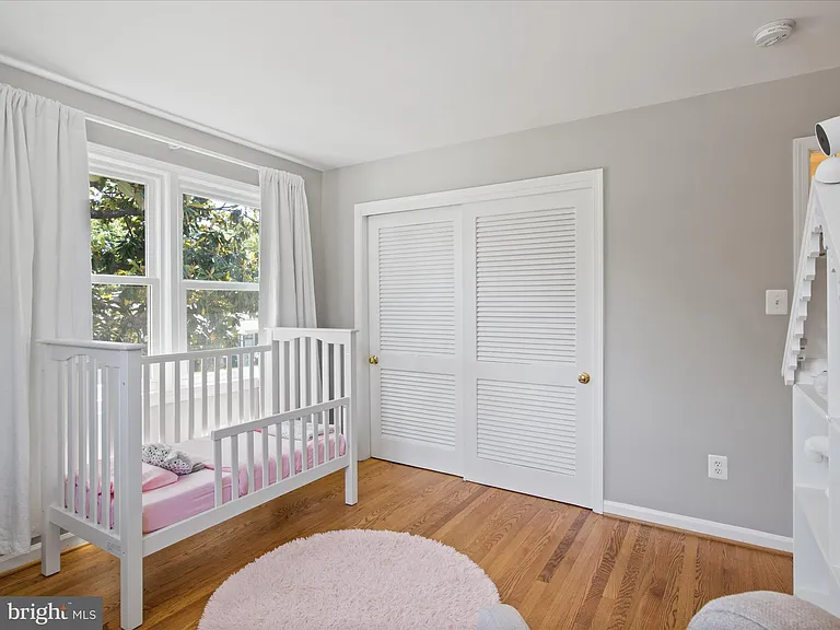 2606 N Quincy St — Photo 40