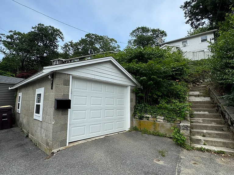 111 Westminster Rd — Photo 17