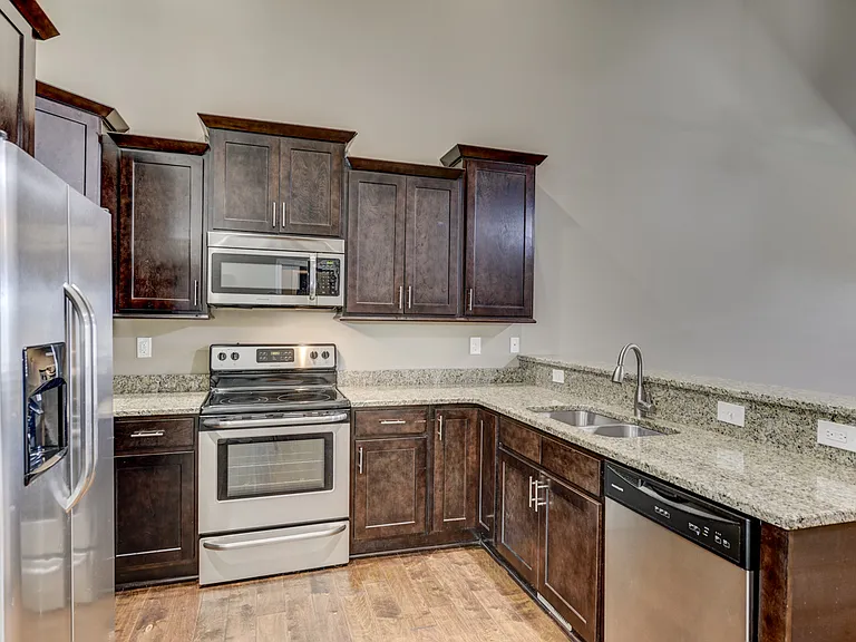 342 Big Station Camp Blvd #B — Photo 9