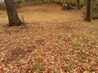 5906 NW Hutson Rd, Kansas City, MO 64151