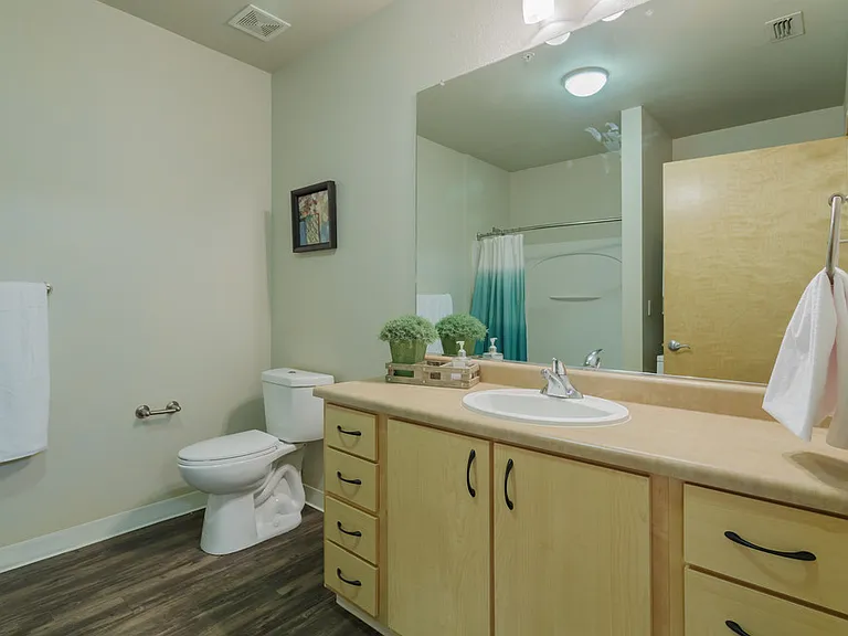 Fremont Mews — Photo 19