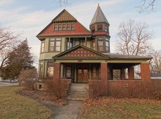 328 W 9th St, Rochester, IN 46975