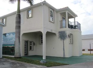 37 Nettles Blvd, Jensen Beach, FL 34957