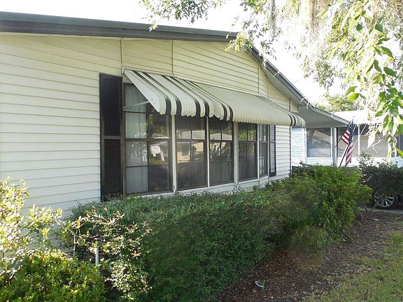 2nd image of 210 SE Pearl Ter