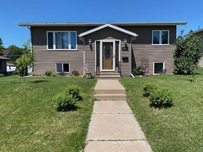 1019 17th St N, Virginia, MN, 55792