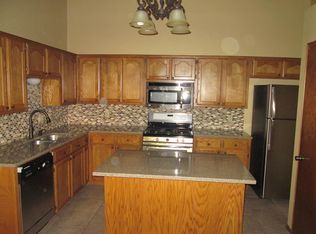 2508 Lakecrest Dr, Moore, OK 73170