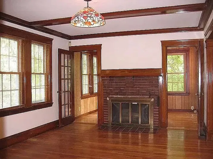 4 bed, 3.0 bath, 2314 sqft, $8,500 — Photo 3
