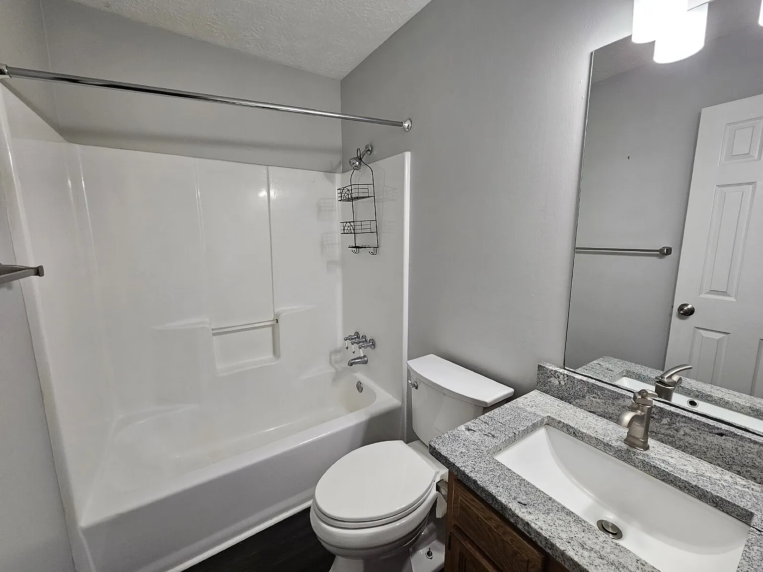 3 bed, 2.0 bath, 1116 sqft, $1,875 — Photo 2