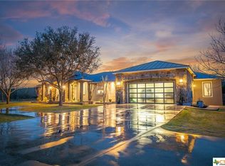 949 Hueco Springs Loop Rd, New Braunfels, TX 78132