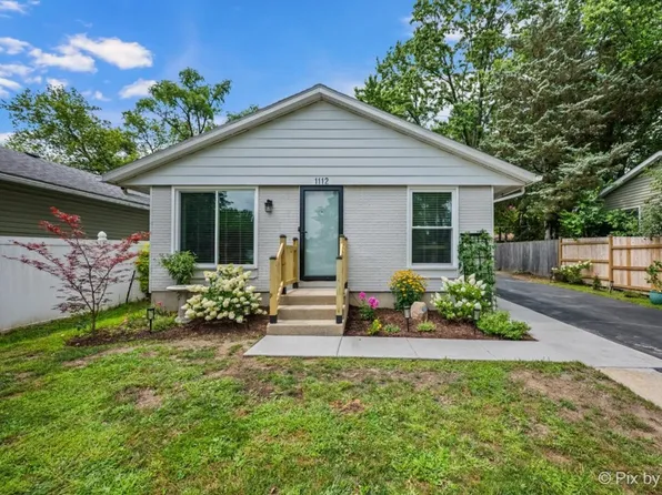 1112 Brentwood Dr, Round Lake Beach, IL 60073