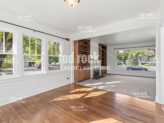 5th image of 402 E Baldwin Ave