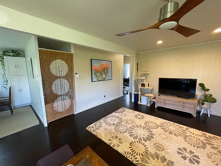 446A Kukuau St #A — Photo 8