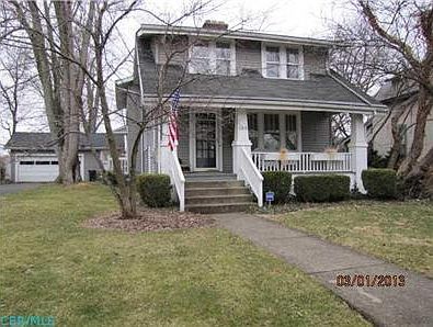 1st image of 687 Hartford St