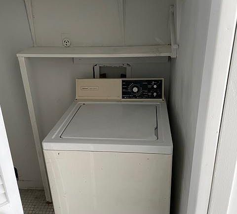 5th image of 4107 Corsair Ave