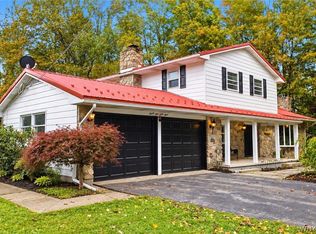9463 Putnam Rd, Batavia, NY 14020
