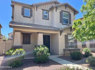 947 S Pheasant Dr, Gilbert, AZ 85296