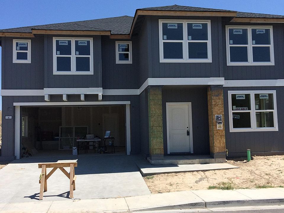 Pebble Beach Gray color