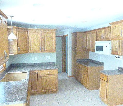 3rd image of 409 S 11th St