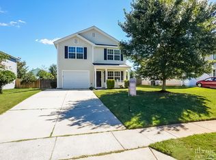 1404 River Run Rd, Lowell, NC 28098