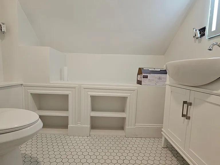 18 Gerald Rd #4 — Photo 13