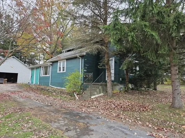 257 Two Rod Rd, Alden, NY 14004